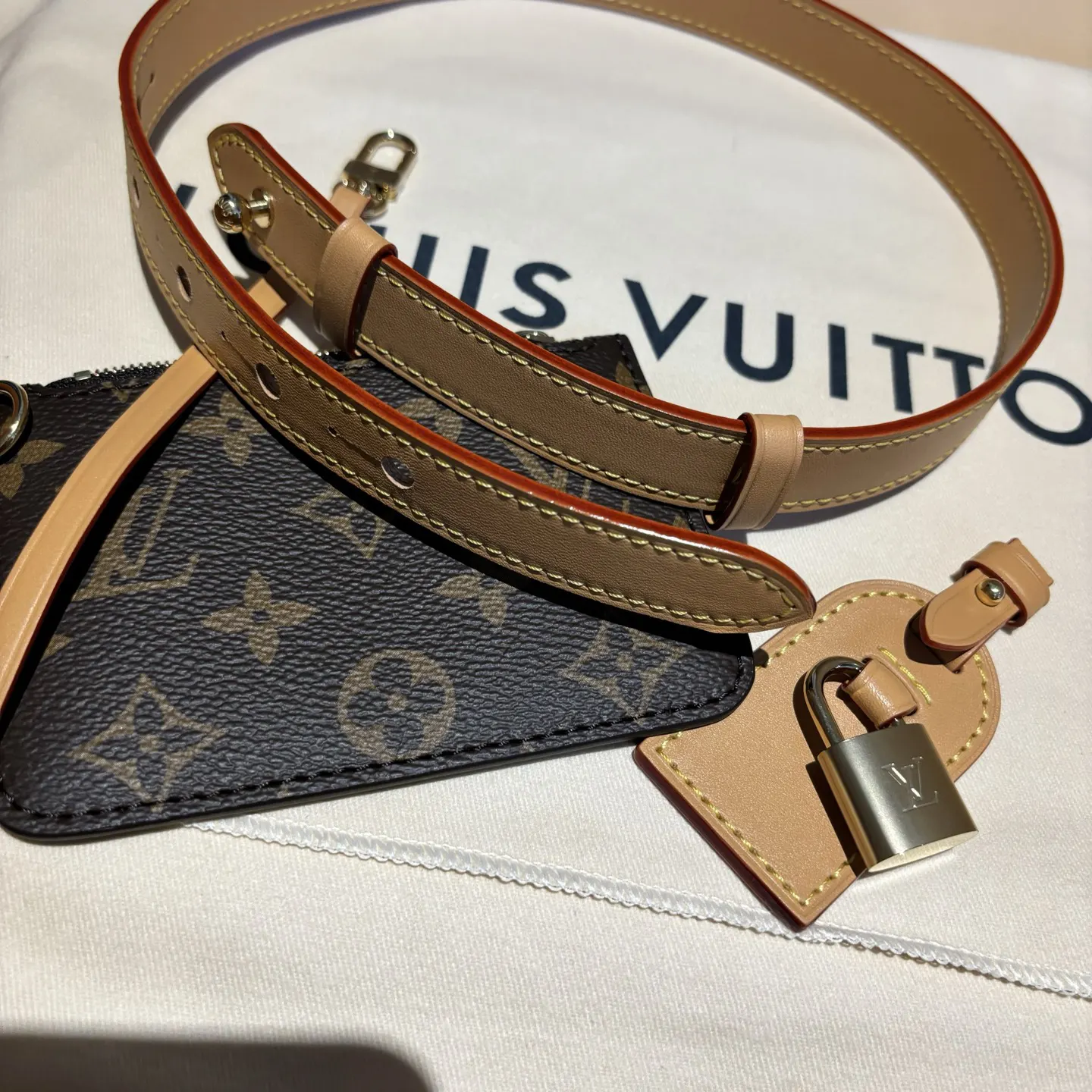 Monogram Bucket Bag Casual