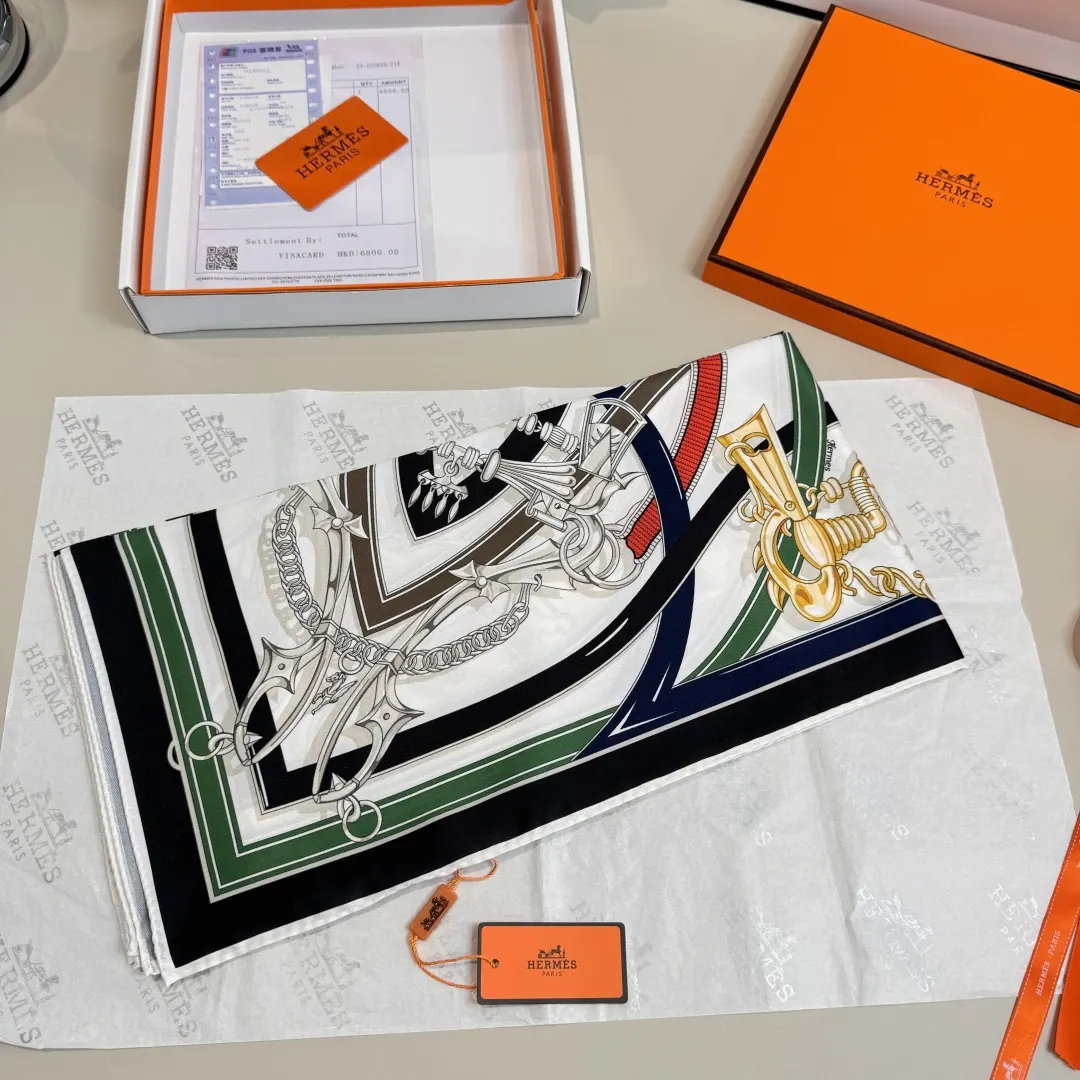 Hermès 丝巾 精致配饰