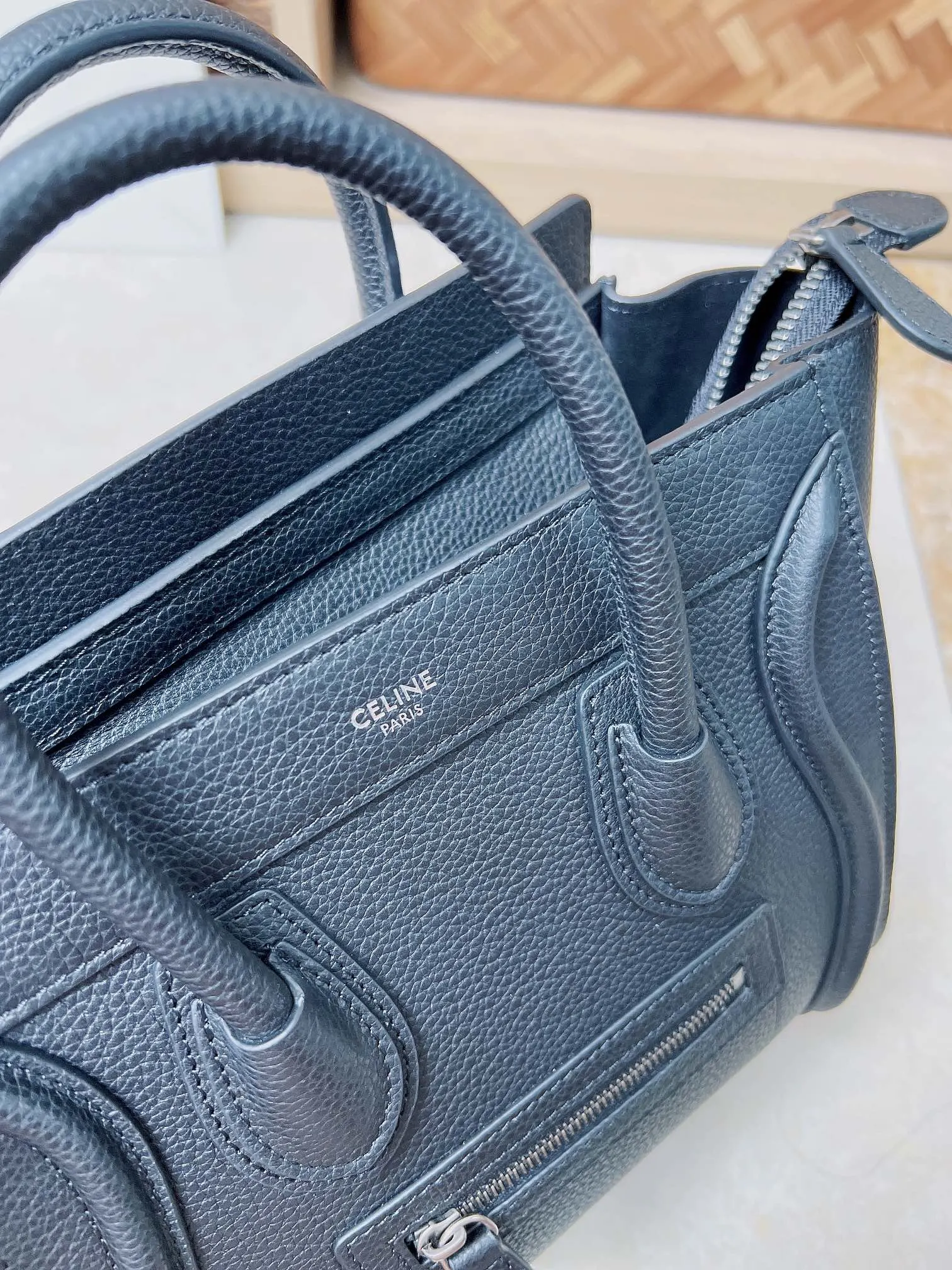 Crossbody Bag Lightweight Leather