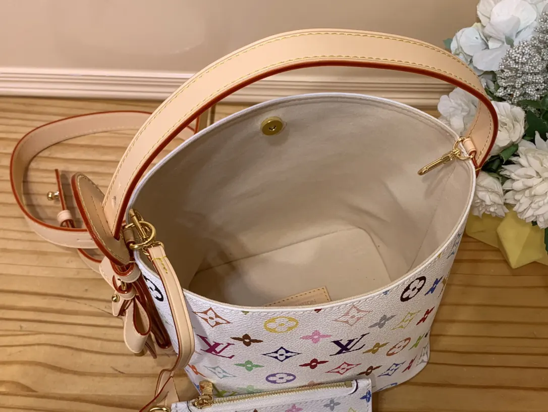 LV 牛皮 tm all in bb 手袋 白 斜挎包 轻便斜挎款