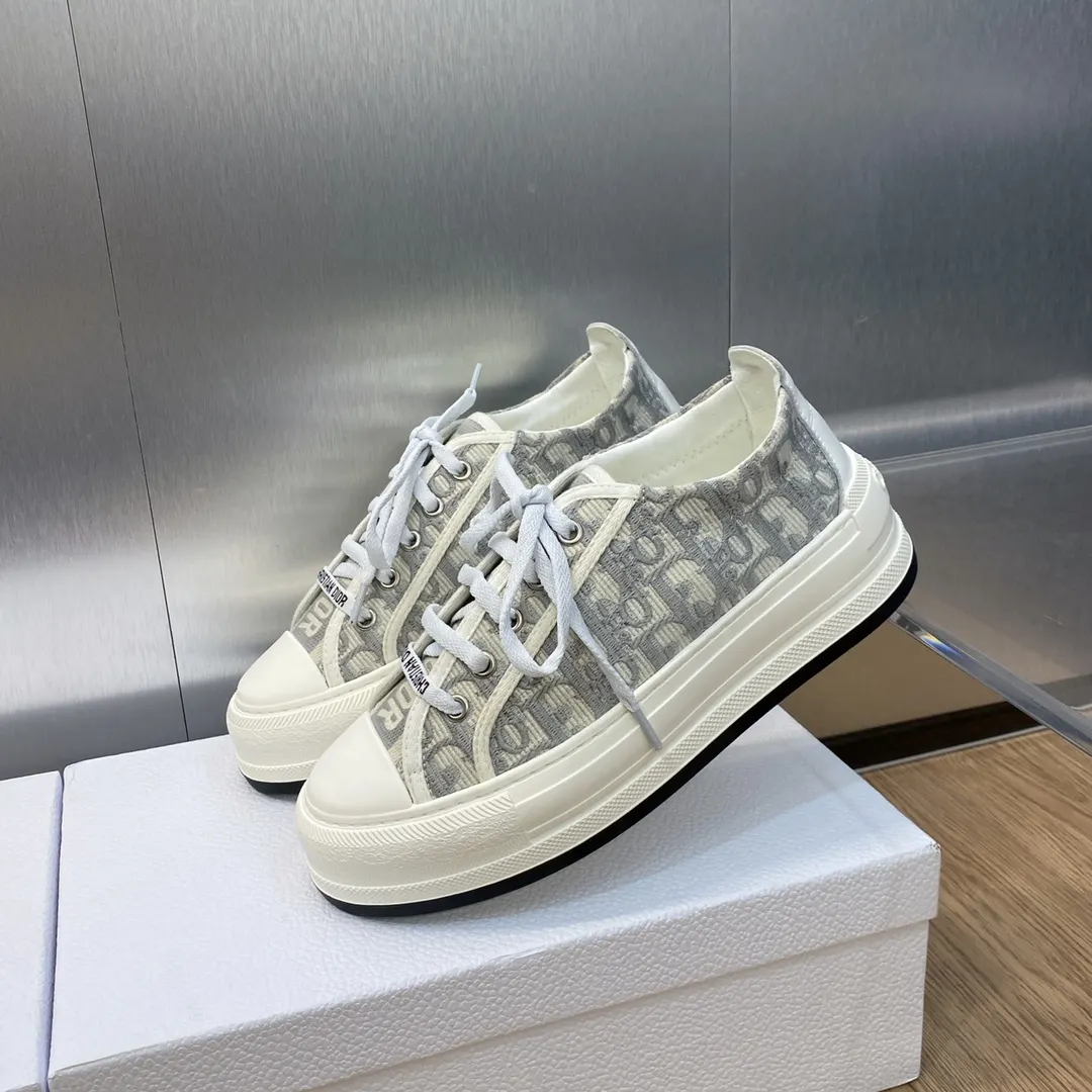 Dior Sneakers