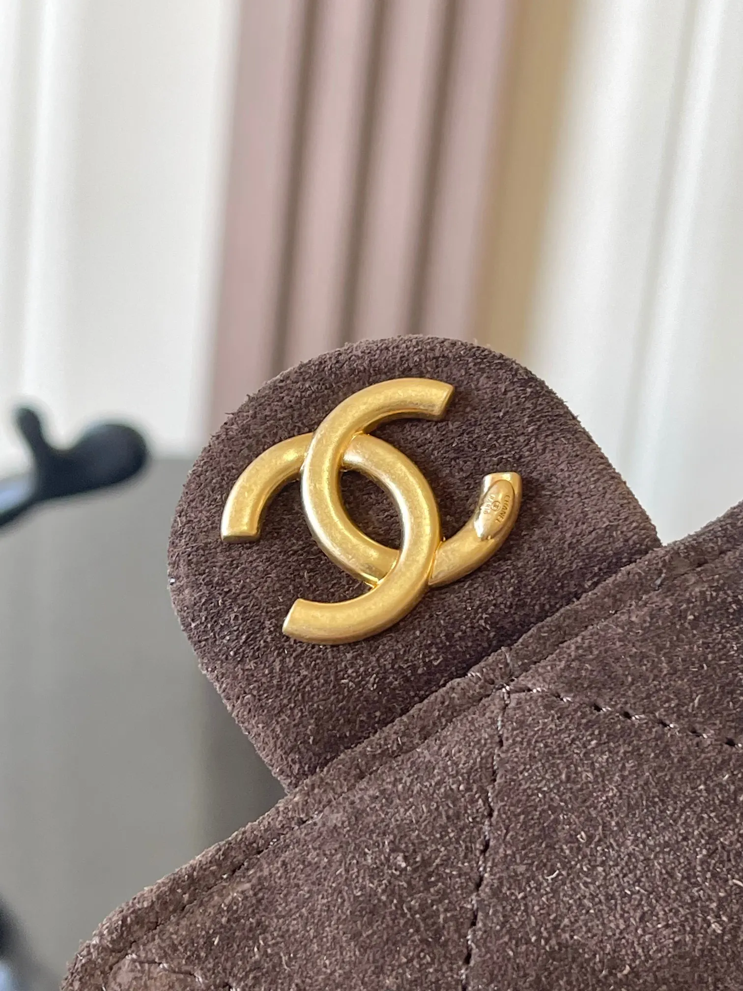 CHANEL 棕色牛皮Hobo腋下包 链条款