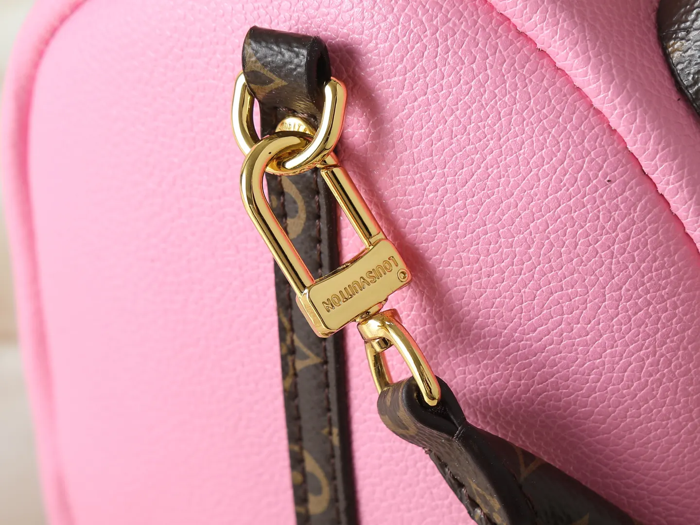 Louis Vuitton Fashion Item Travel Leather