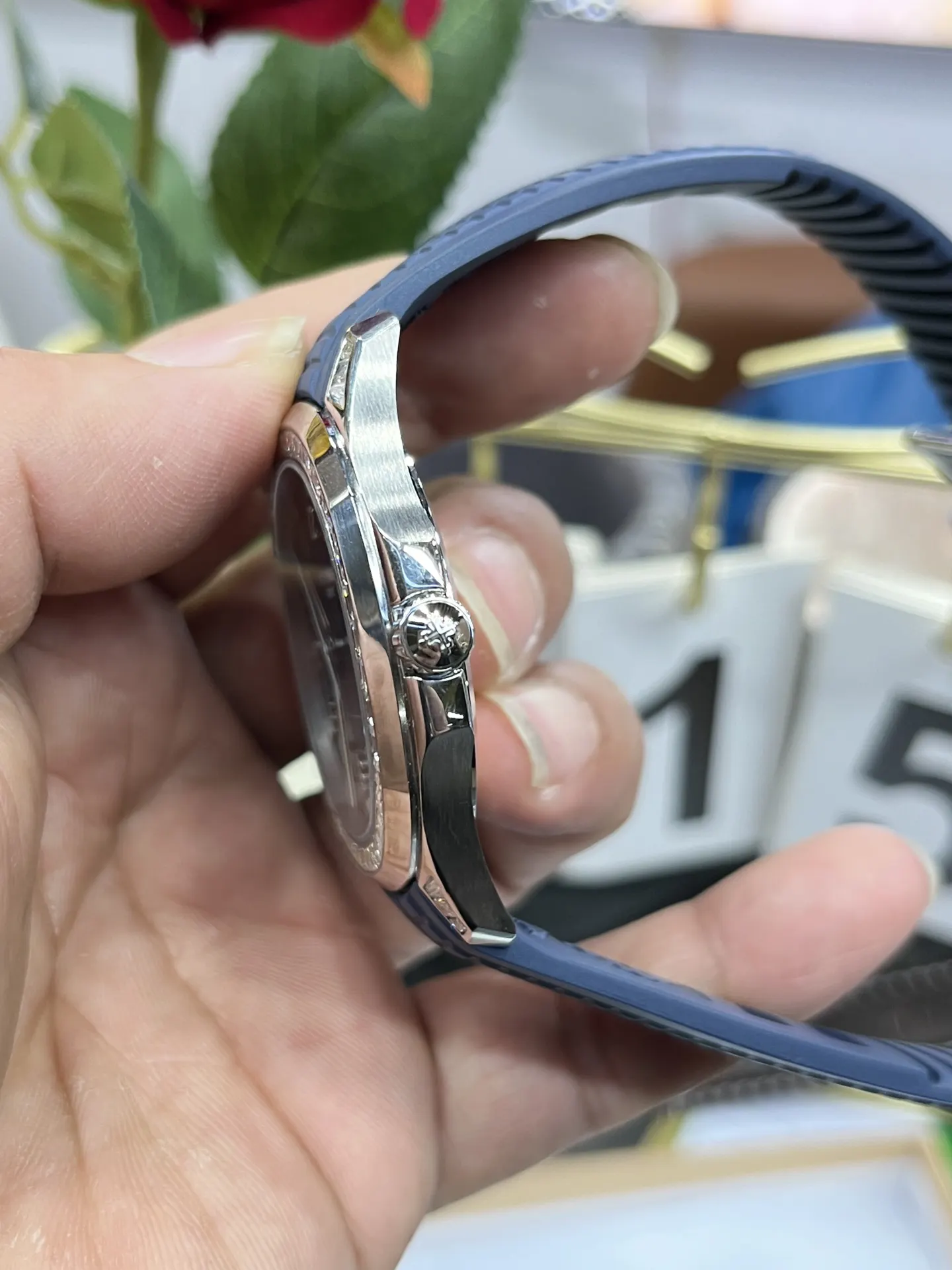 GW私人订制莫桑钻圈口订制版 由 蓝手雷 老 手表 经典腕表款