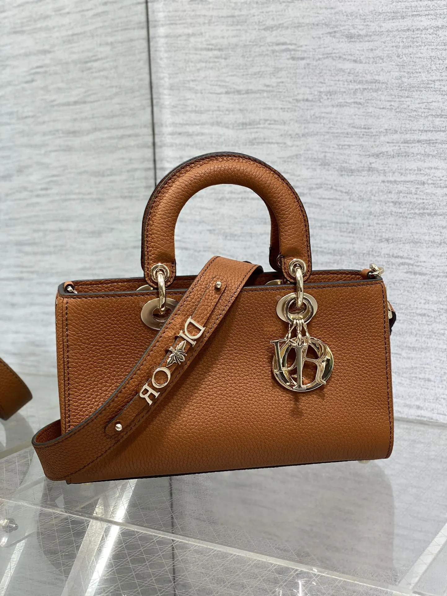 Dior 黑色 牛皮 进口 牛皮横款戴妃包 Lady 手提包 通勤手提款