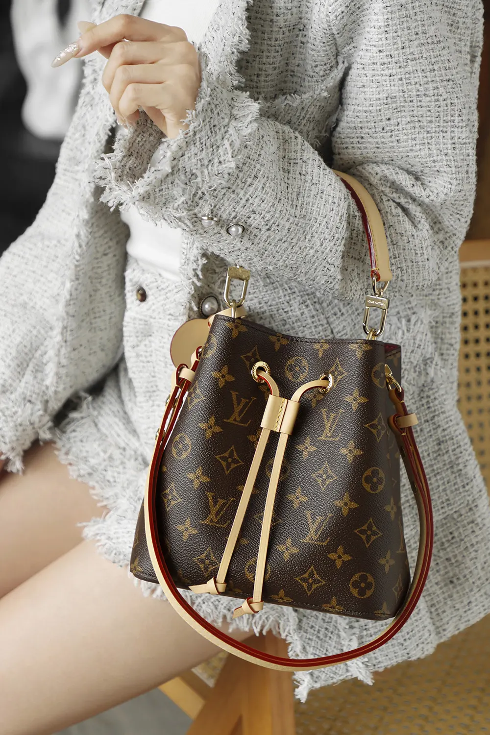 Monogram Bucket Bag Casual Versatile