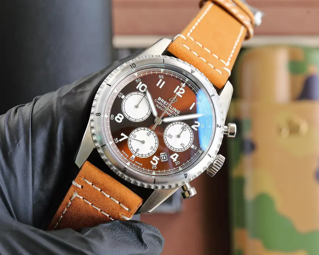 批 百年灵 Breitling 复仇者系列 手表 经典腕表款
