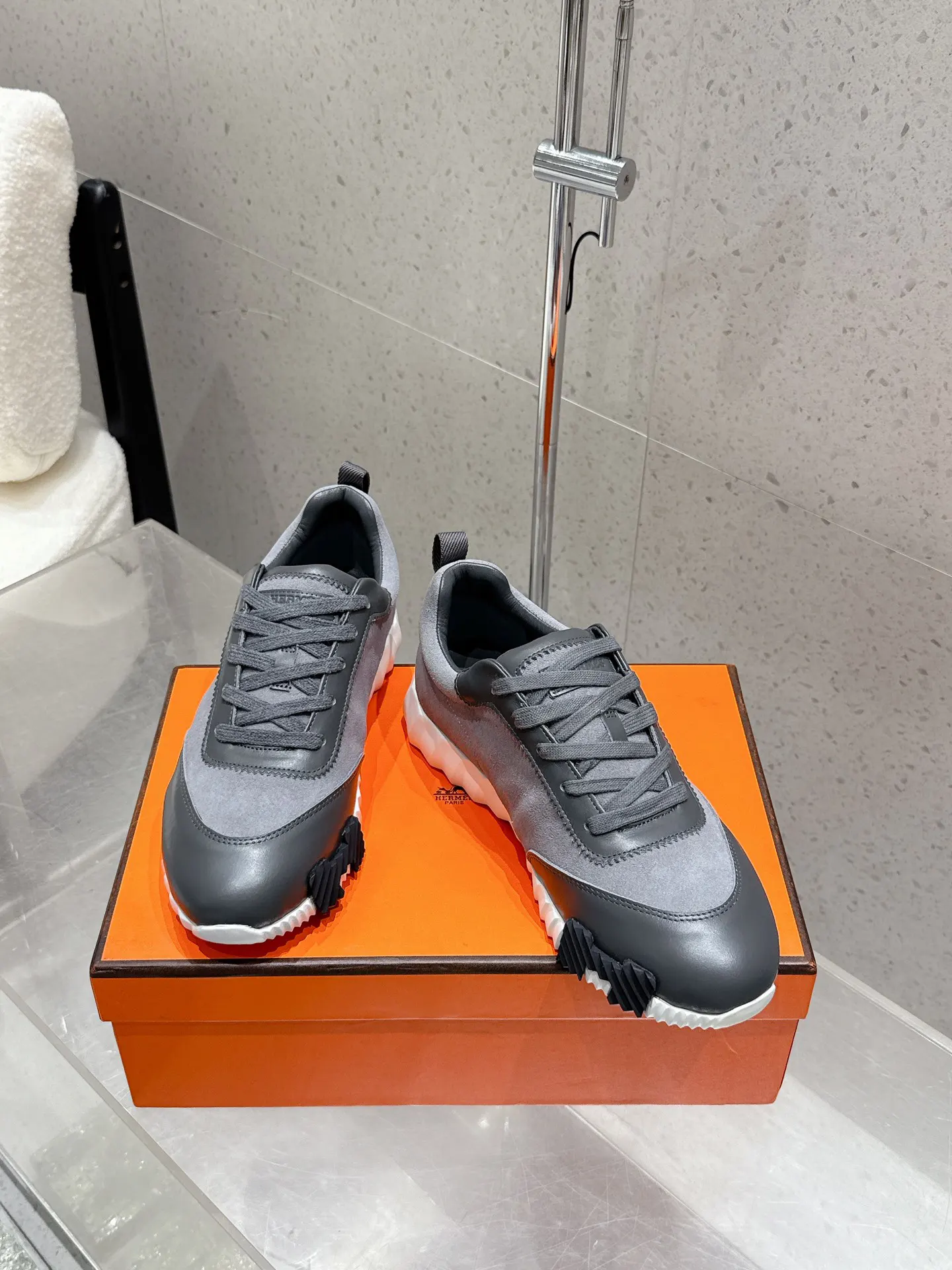 Hermès Sneakers