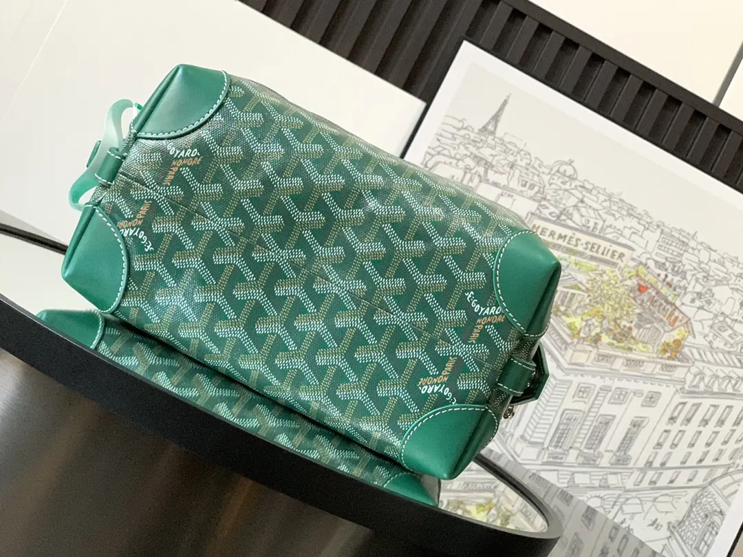 Green Fashion Item Travel