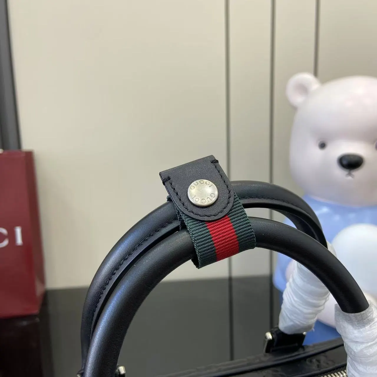 Gucci GG Emblem 黑色 帆布 公文包 商務通勤款(數字13) Gucci GG Emblem 黑色 帆布 公文包 商務通勤款(數字13)