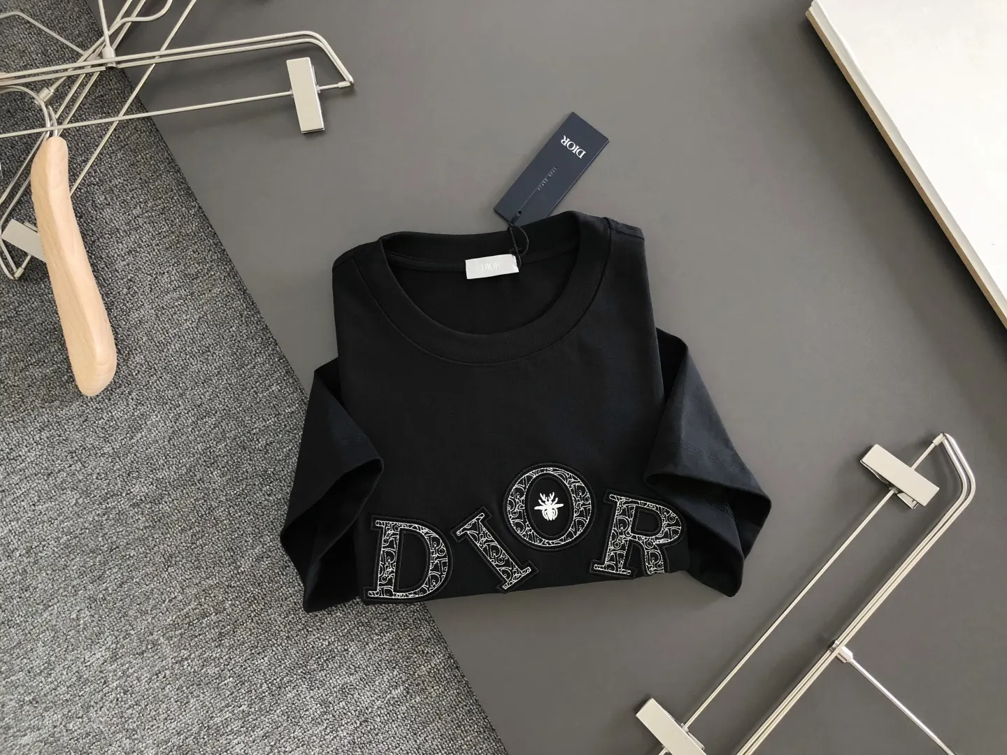Dior 黑色字母印花短袖T恤 街头