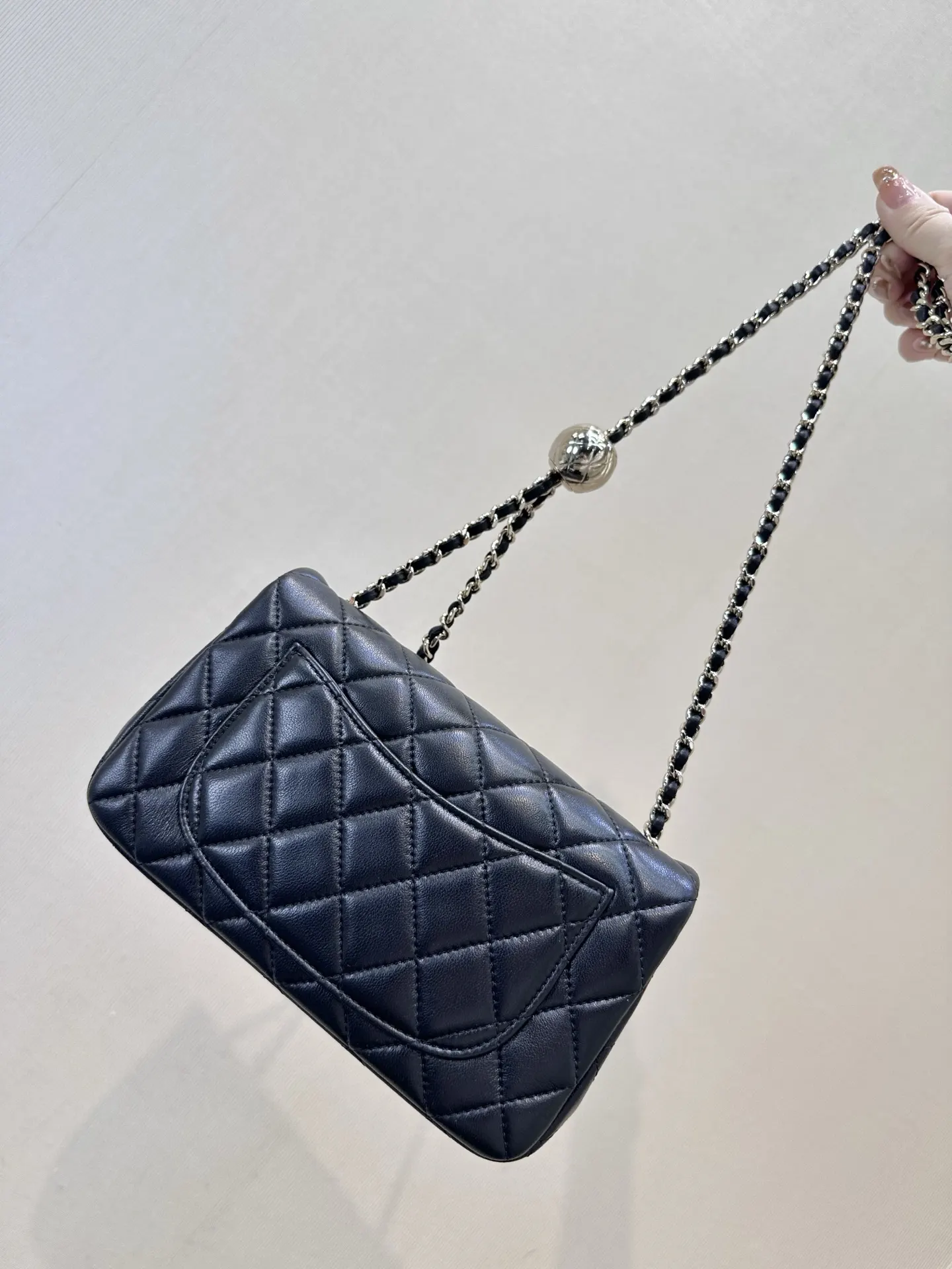 Chanel 菱格纹牛皮翻盖链条包 单肩斜挎 复古