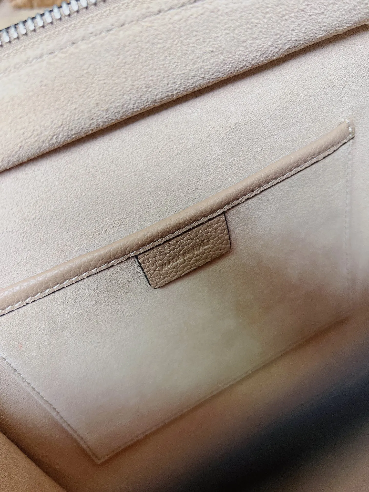 Crossbody Bag Lightweight Leather