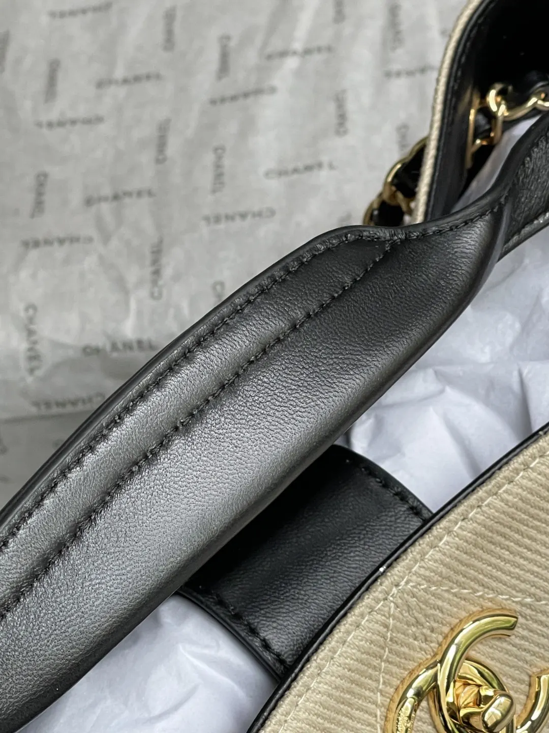 CHANEL Hobo 黑色 米色 羊皮 托特包 大容量托特款