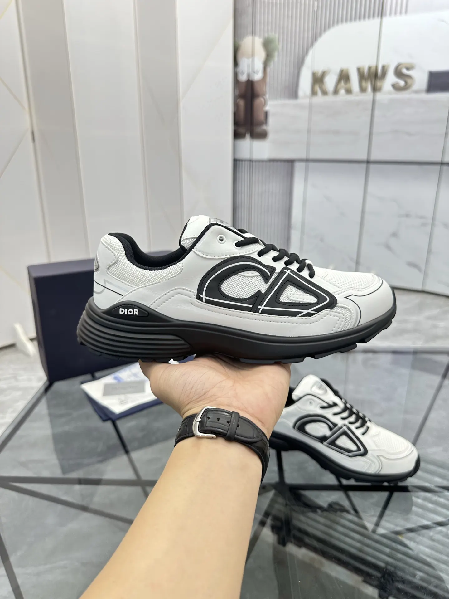 Dior B57 白黑拼色牛皮运动鞋 经典低帮款