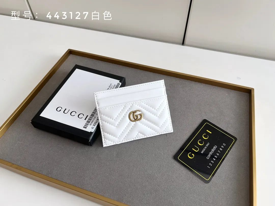 Gucci Marmont 绗缝皮革钱包 日常收纳
