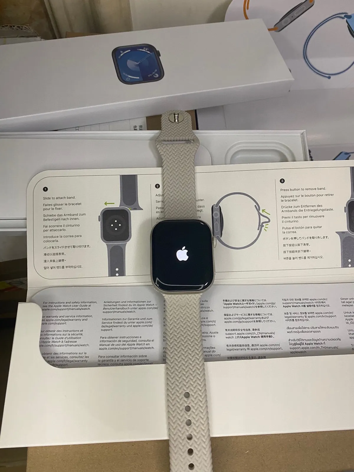 黑色 粉色 watch 智能运动手表 定制 开机带 经典腕表款