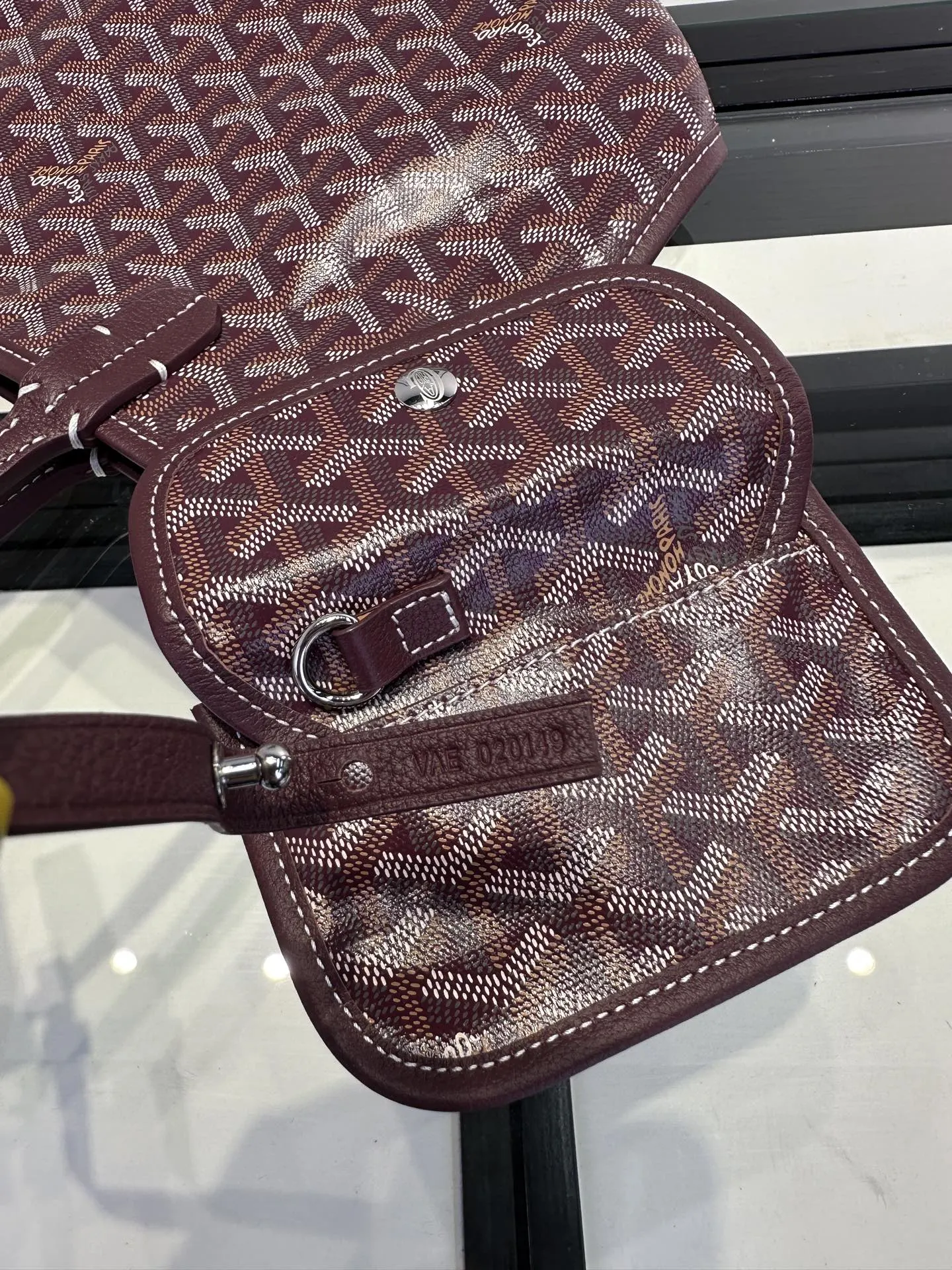 Goyard 酒紅 小牛皮 托特包 大容量托特款(數字9) Goyard 酒紅 小牛皮 托特包 大容量托特款(數字9)