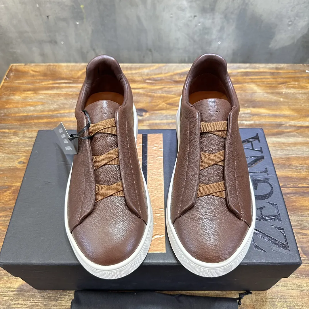 精選 TRIPLE S 運動鞋 休閒百搭款(數字3) 精選 TRIPLE S 運動鞋 休閒百搭款(數字3)
