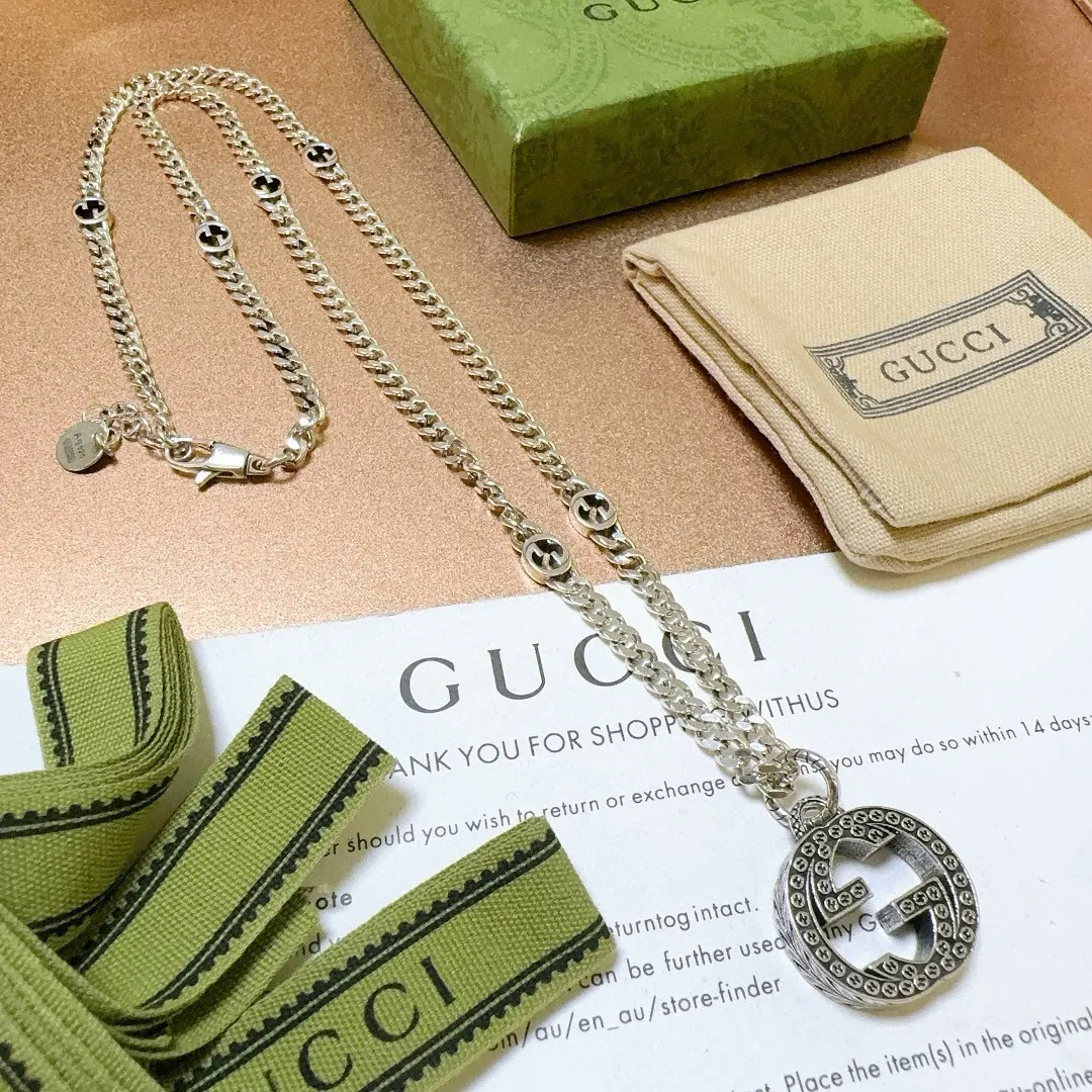 Gucci 链条包 单肩斜挎