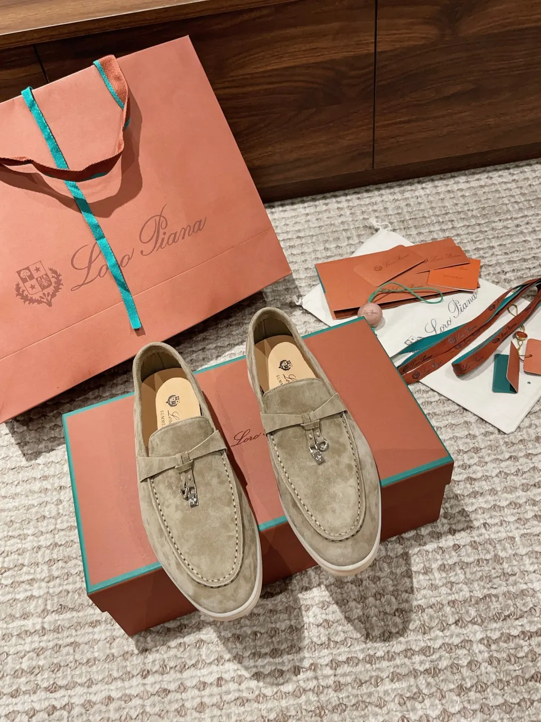 Loro Piana SS 运动鞋 休闲百搭款 款02