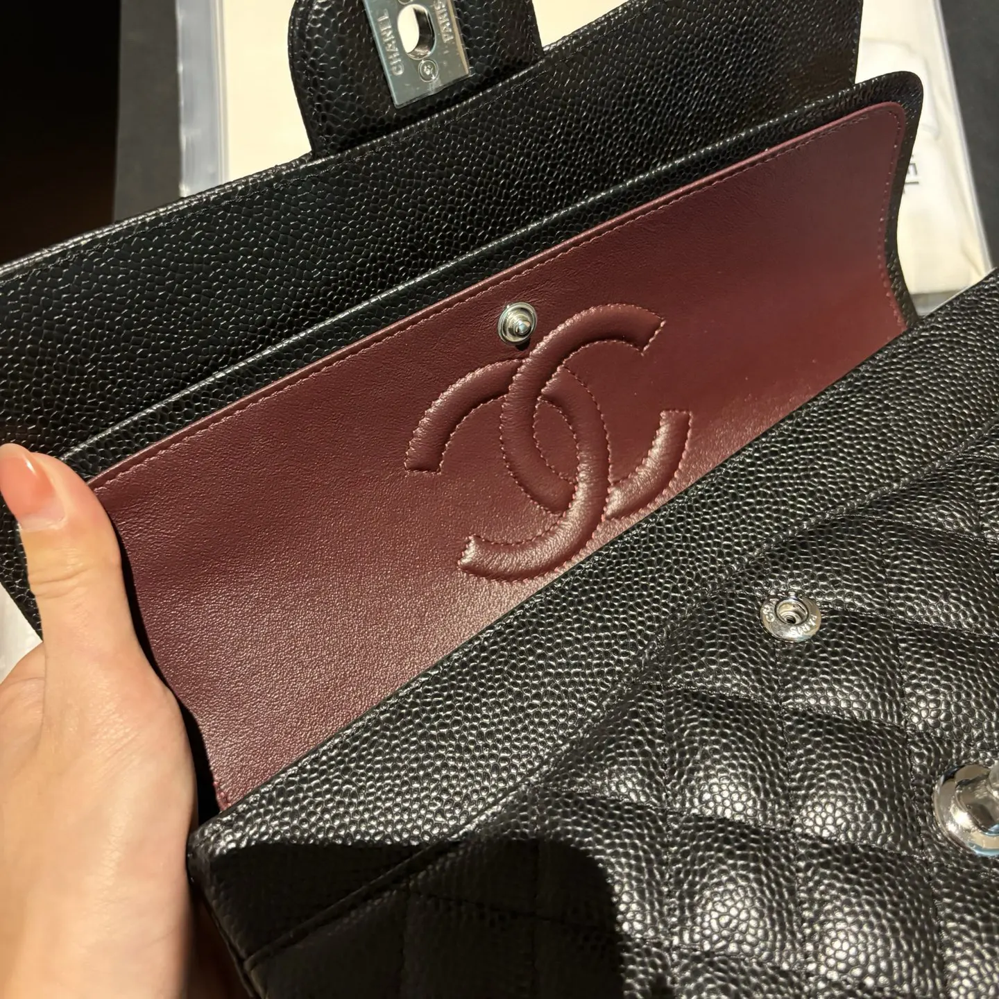 CHANEL 每个字母都符合官方标准烫金 还是有难度的 斜挎包 轻便斜挎款