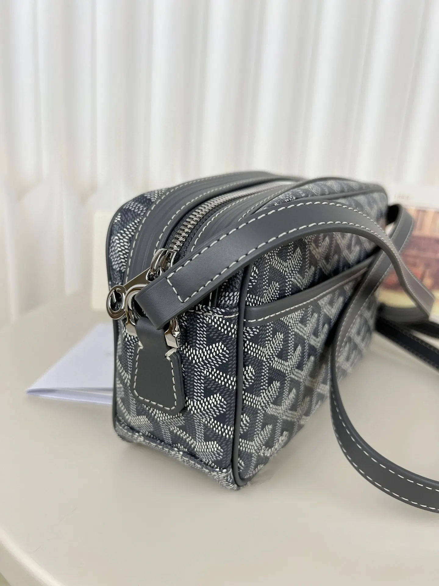 Goyard 戈雅 CapVert 相机包 ☼ 既高颜值又 斜背包 輕便斜挎款