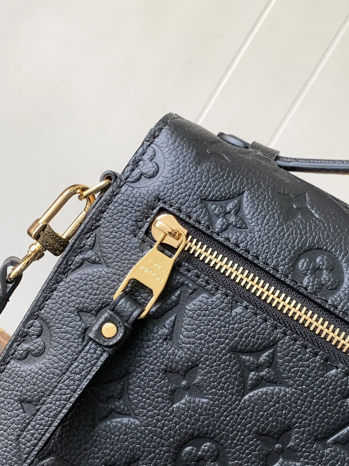 Louis Vuitton Métis 黑杏配色 雙肩包 復古