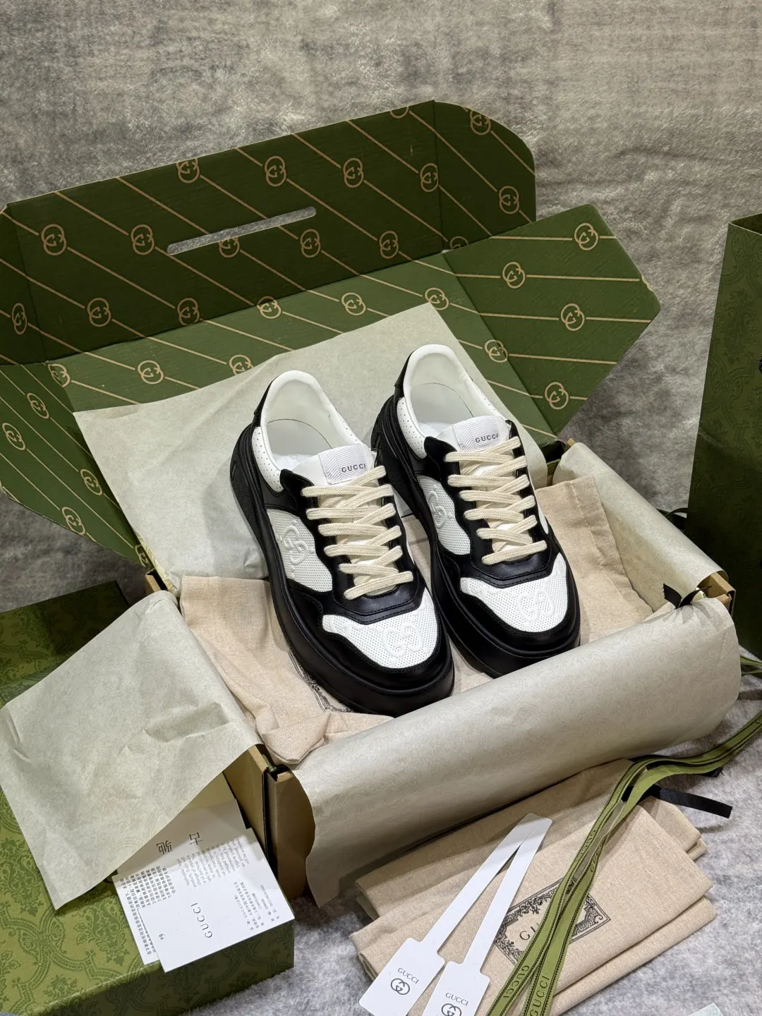 Gucci Logo休闲运动鞋