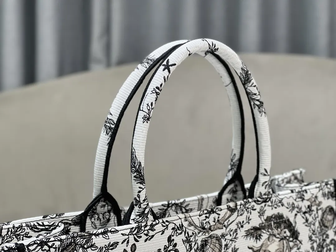 Black White Tote Bag