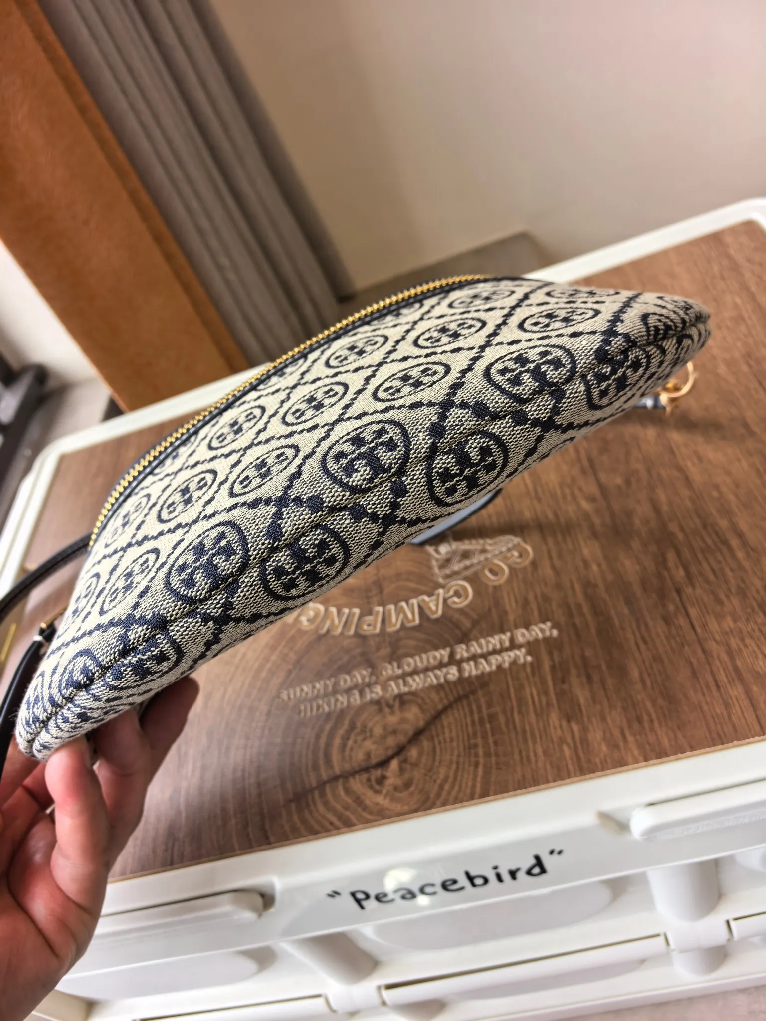 新版腰包 ToryBurch 蓝花 黑色花纹腰包 休闲腰包款