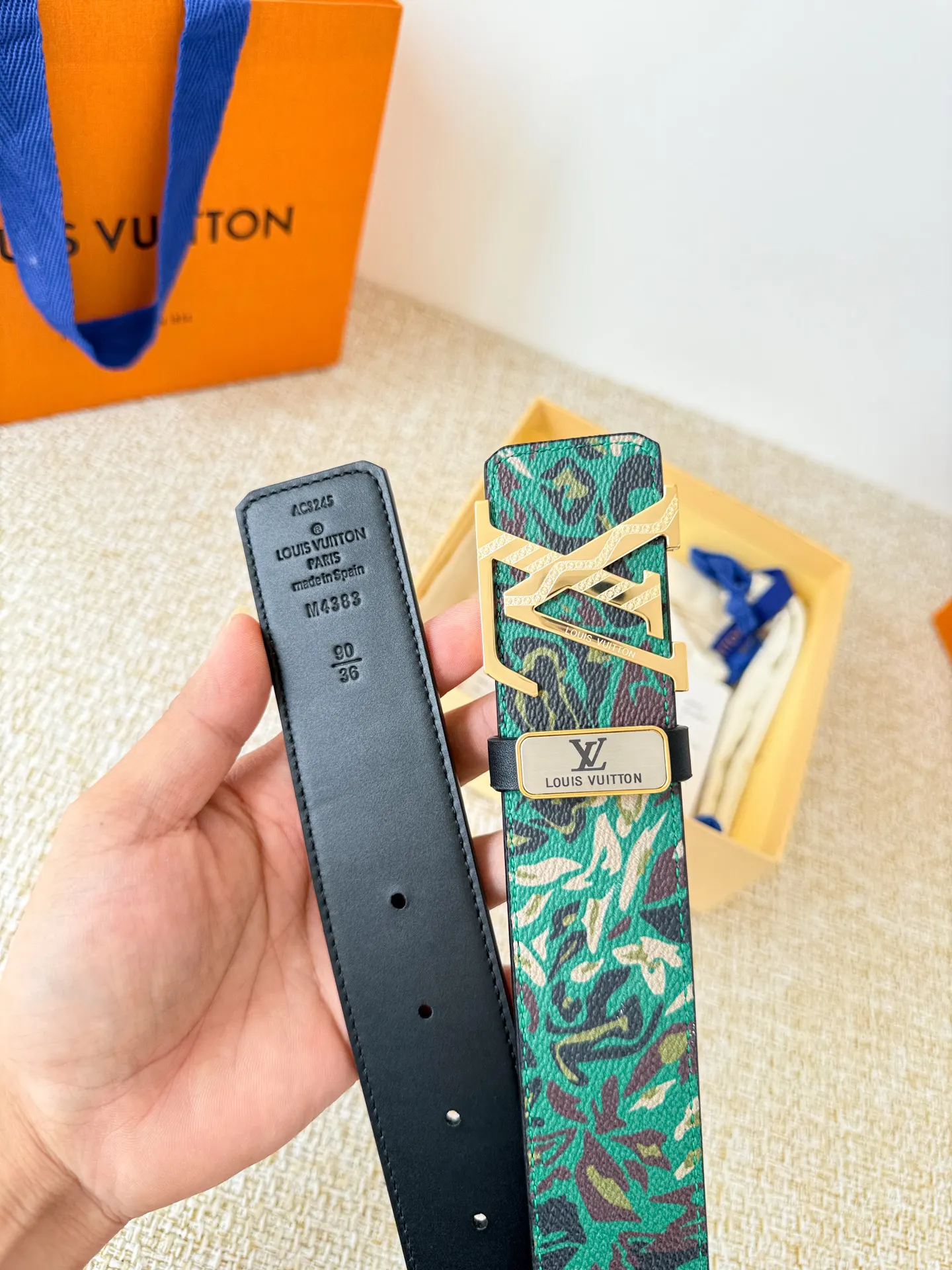 LV 绿色涂鸦双面腰带 个性休闲款｜ORBUYBAG 岚奢包高端时尚精品