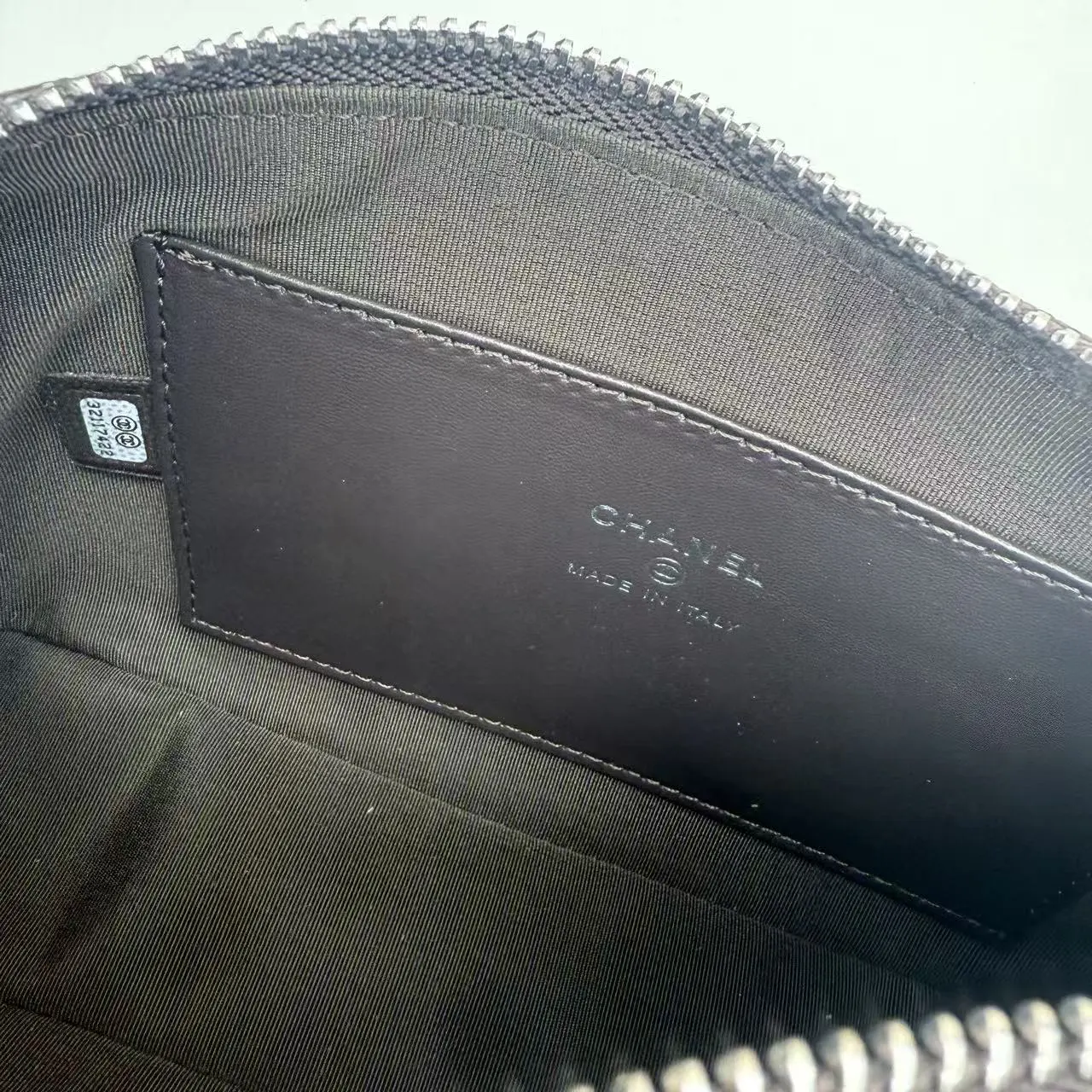 Chanel 银色 皮革 手提包