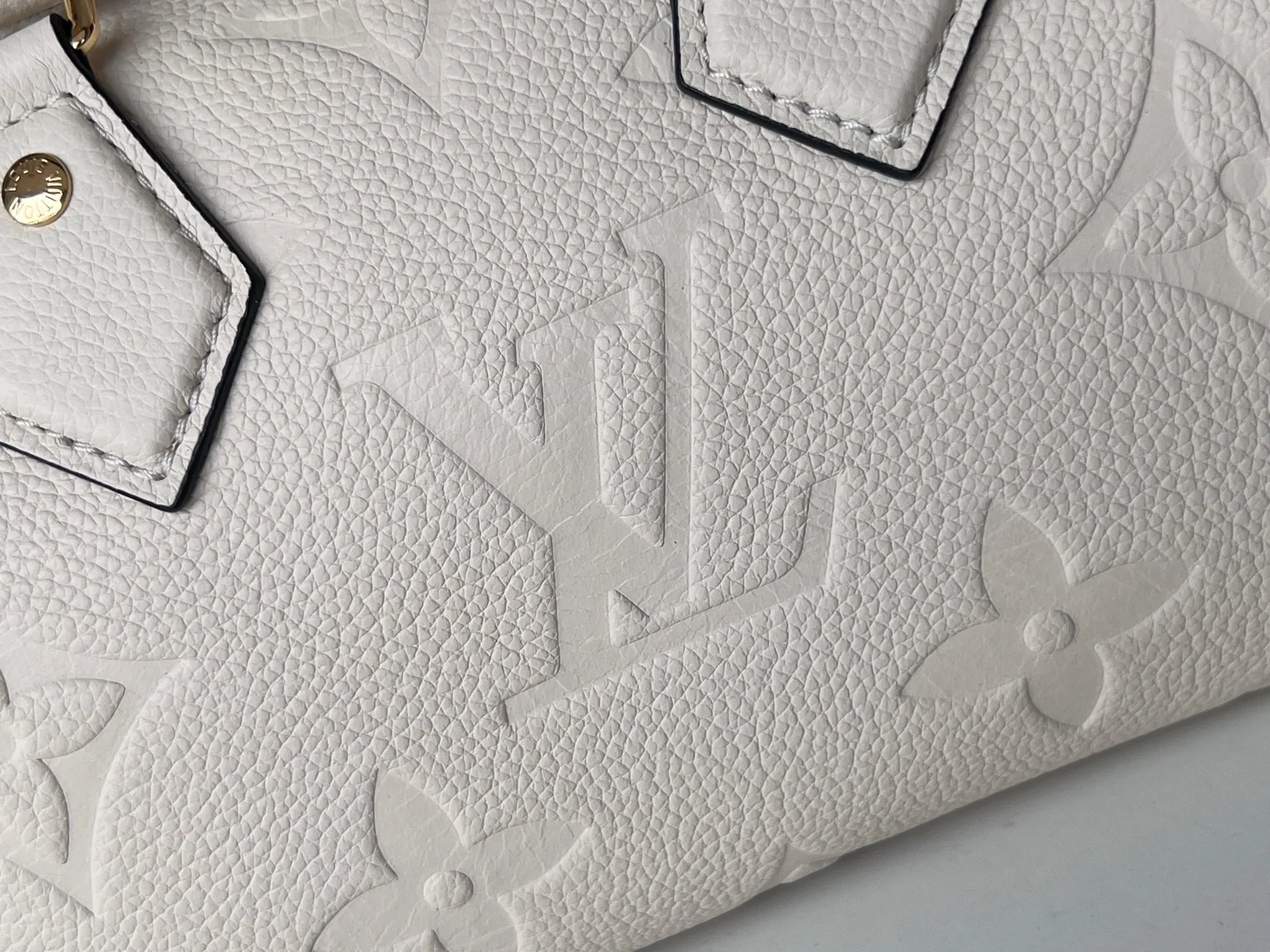 Chain Bag Leather
