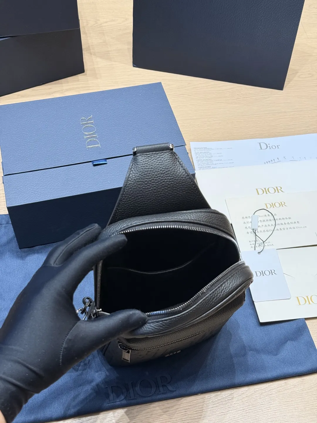 Dior Lady Dior 双肩包