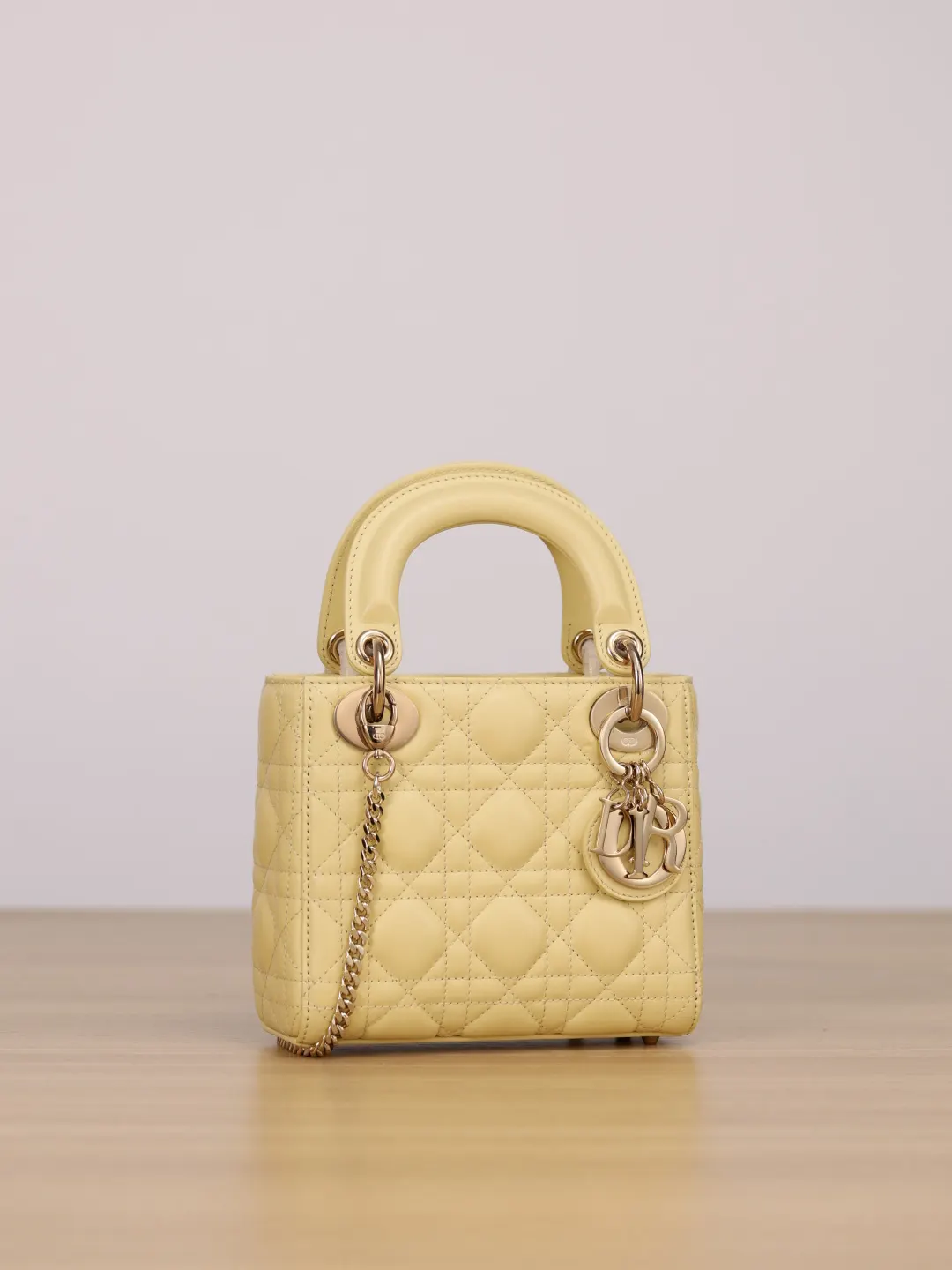 Dior Lady Dior 迷你 米色 皮革 手提包