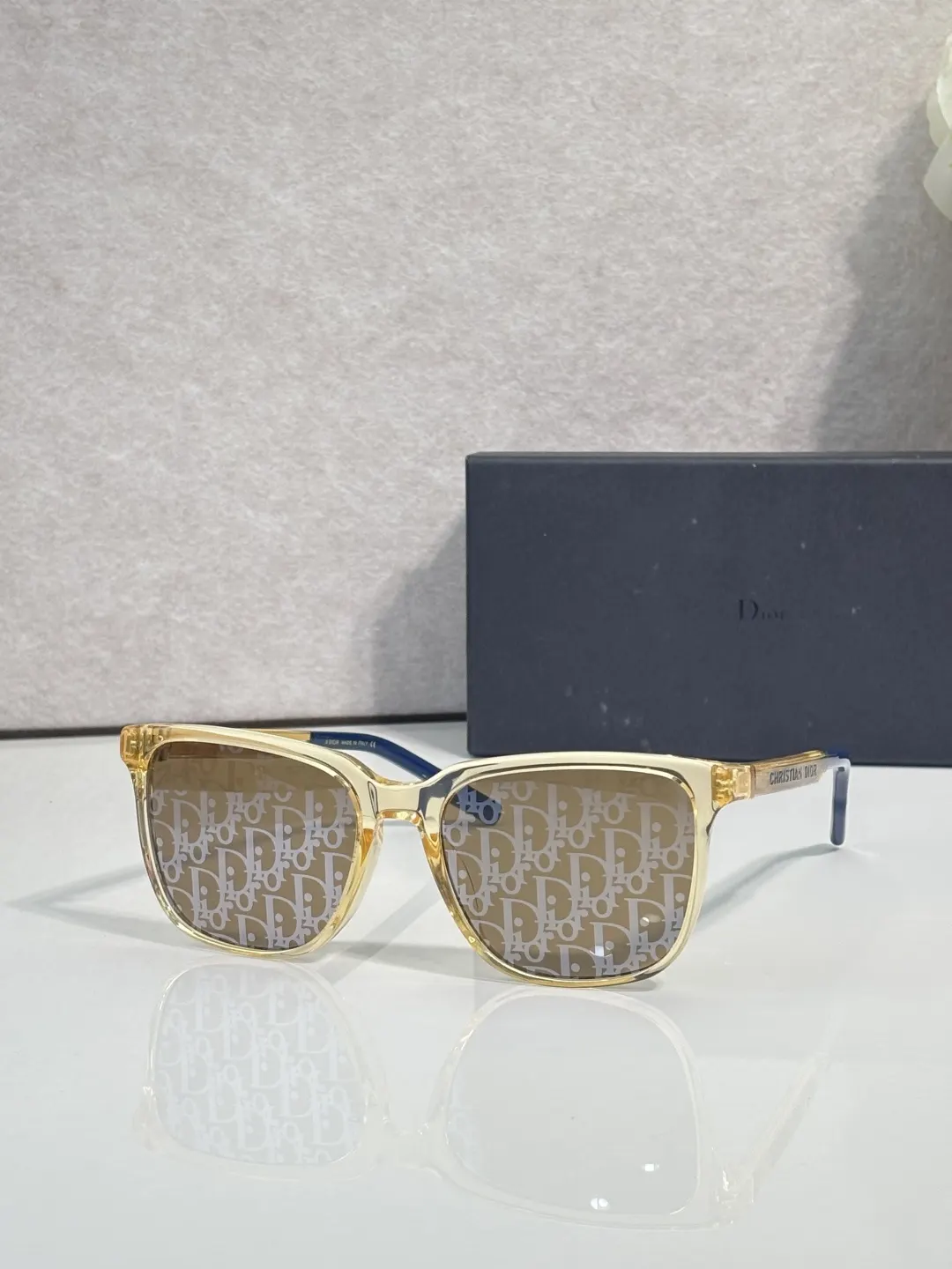 Dior Fashion Item Fashion