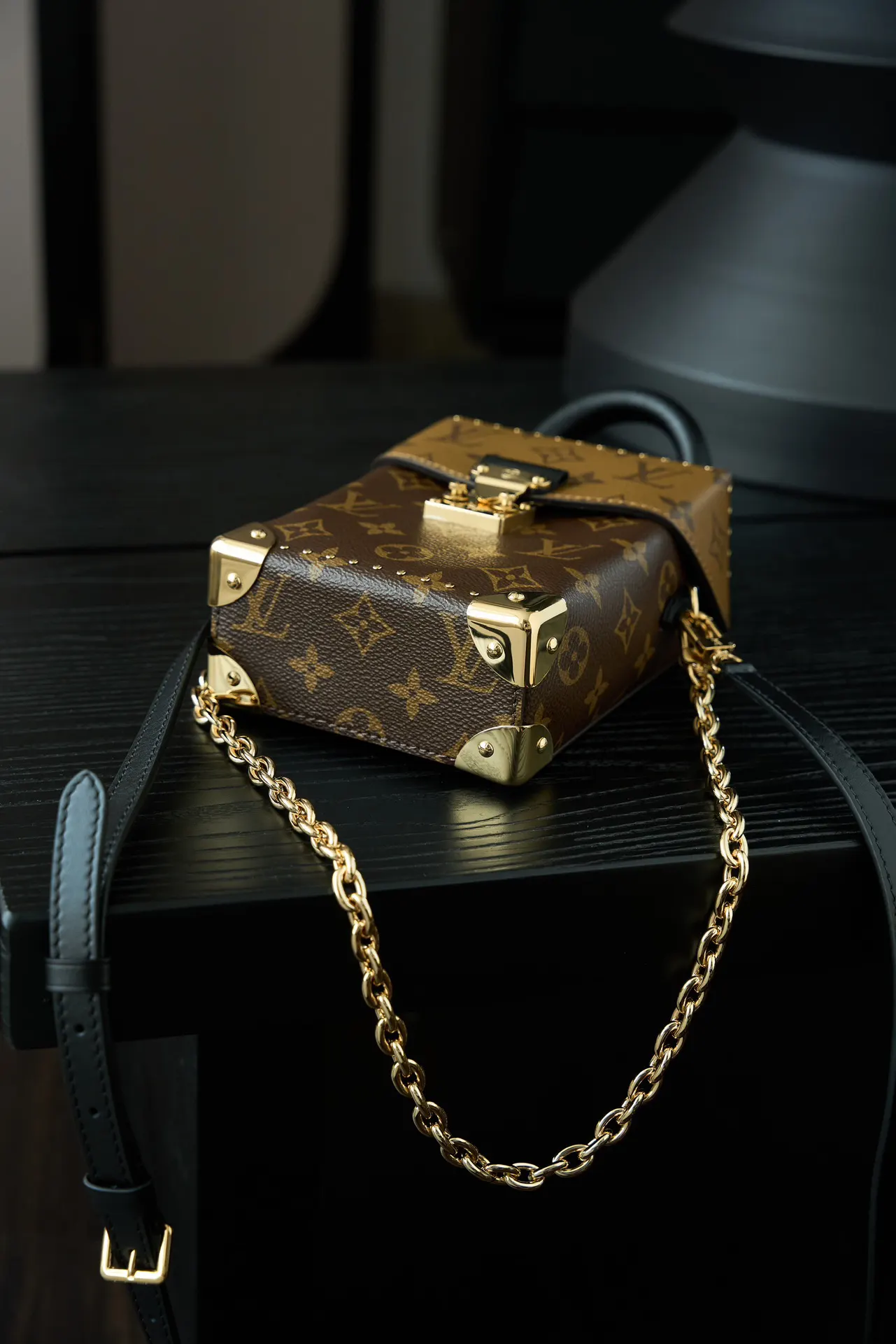 LV Petite Malle Classic Presbyopia Chain Bag Shoulder Crossbody | ORBUYBAG High-End Fashion Boutique