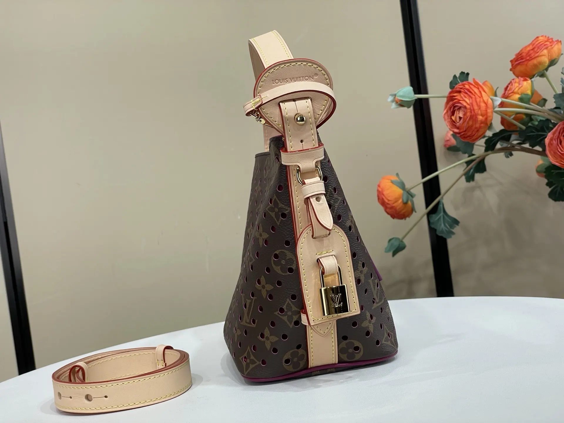 Louis Vuitton Red Monogram Bucket Bag Casual Canvas
