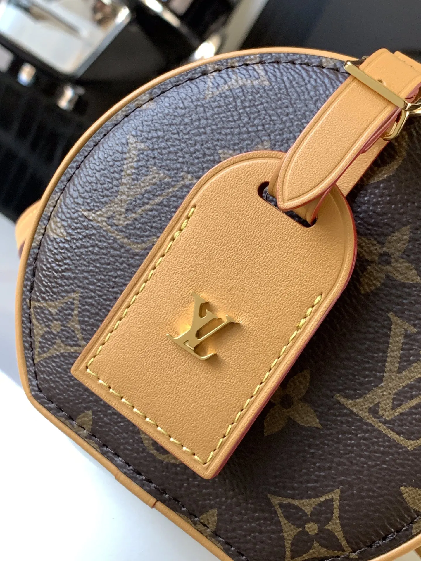 LV M44699 包袋 精选款