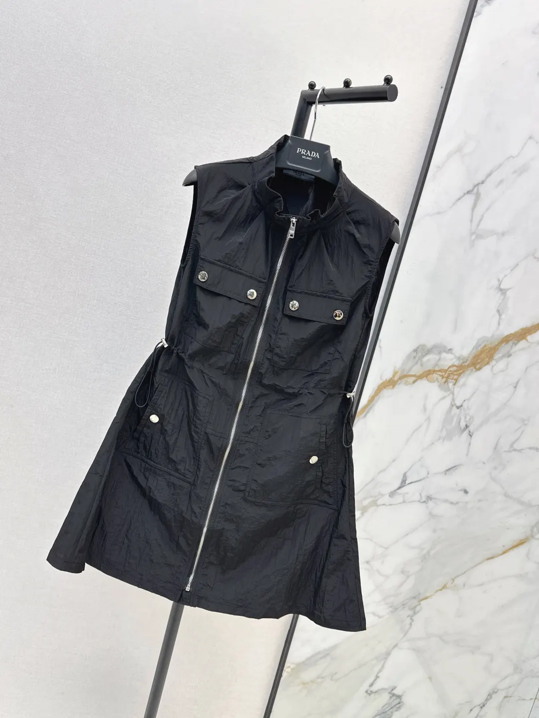 PRADA 连衣裙 修身气质款