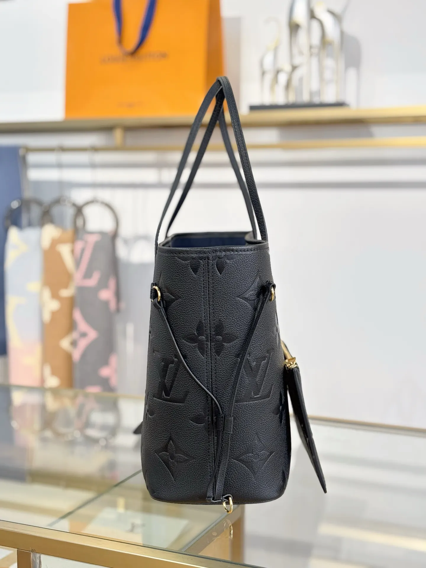 Neverfull 黑色 腋下包 复古腋下背款