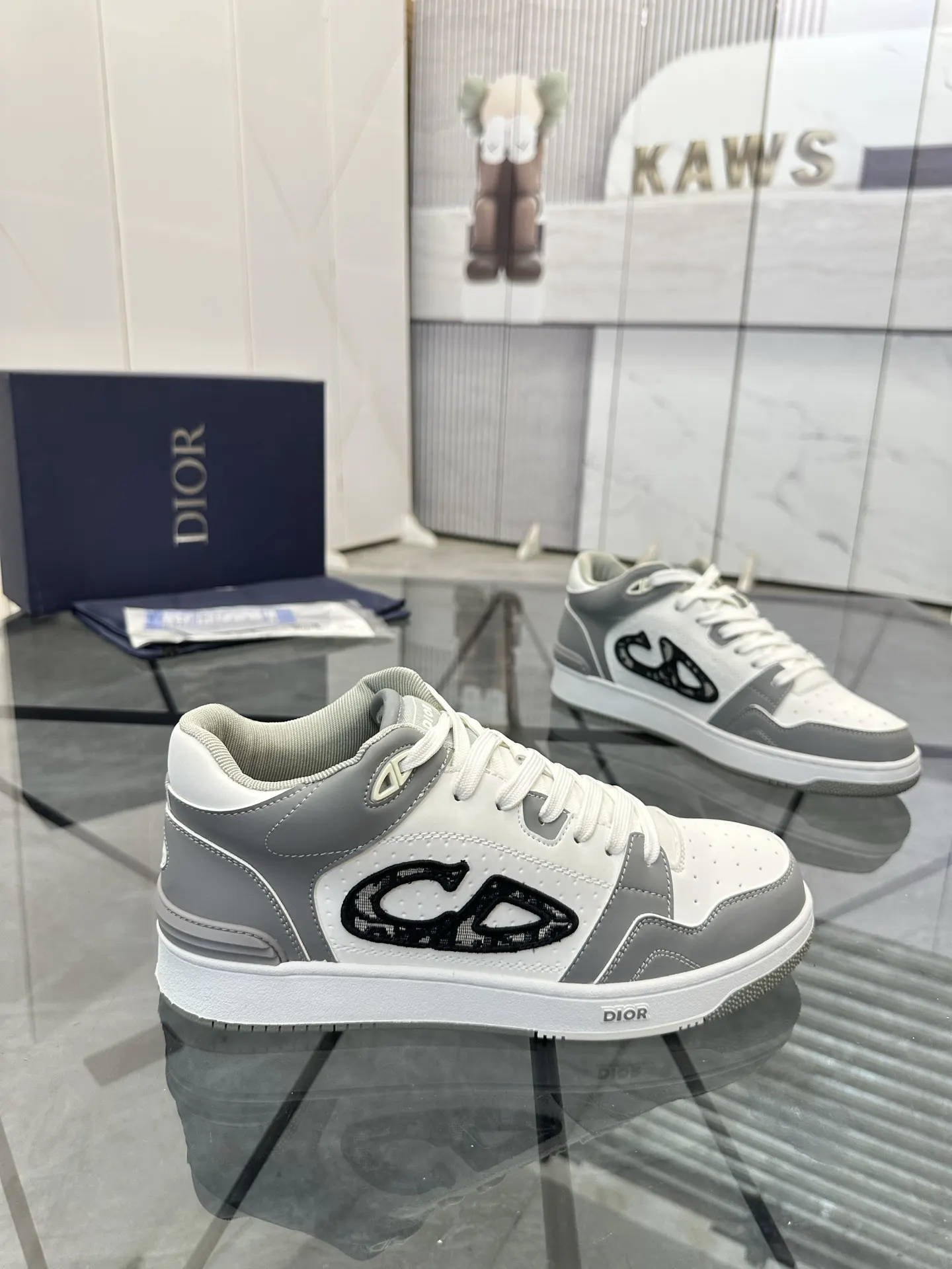 Dior B57 灰色/白色 皮革 運動鞋