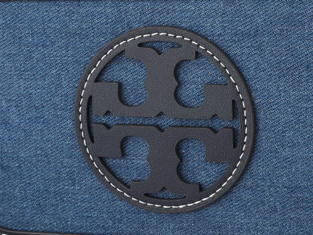 牛仔 丹宁 个拉链隔层和激光切割双 Logo 以及可拆卸背 斜背包 輕便斜挎款