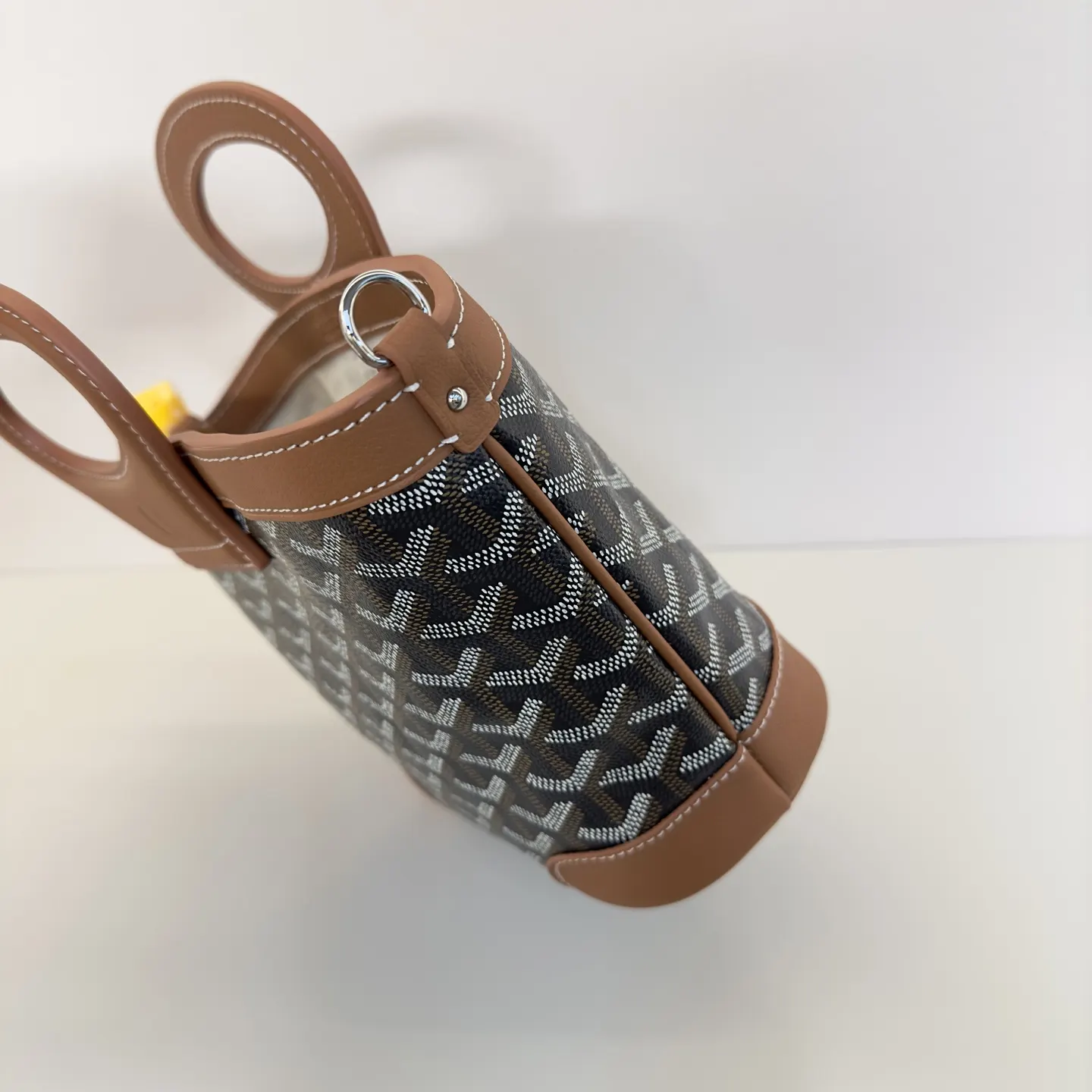 Goyard 菜篮子款式高級感封神 皮質手柄和肩带拼接質感拉满 低 手提包 通勤手提款