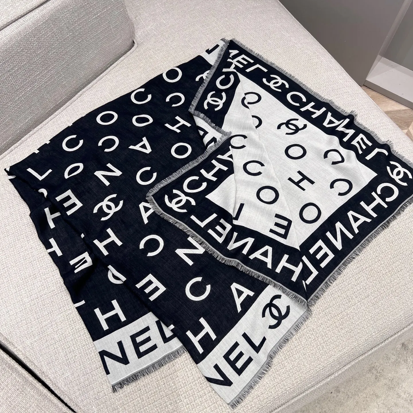 Chanel 藍色 羊毛 圍巾