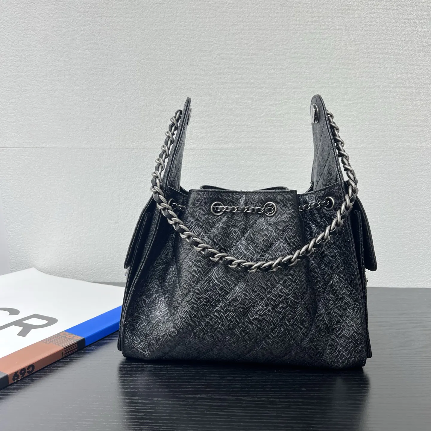 Chanel 深藍色牛皮Hobo腋下包 單肩