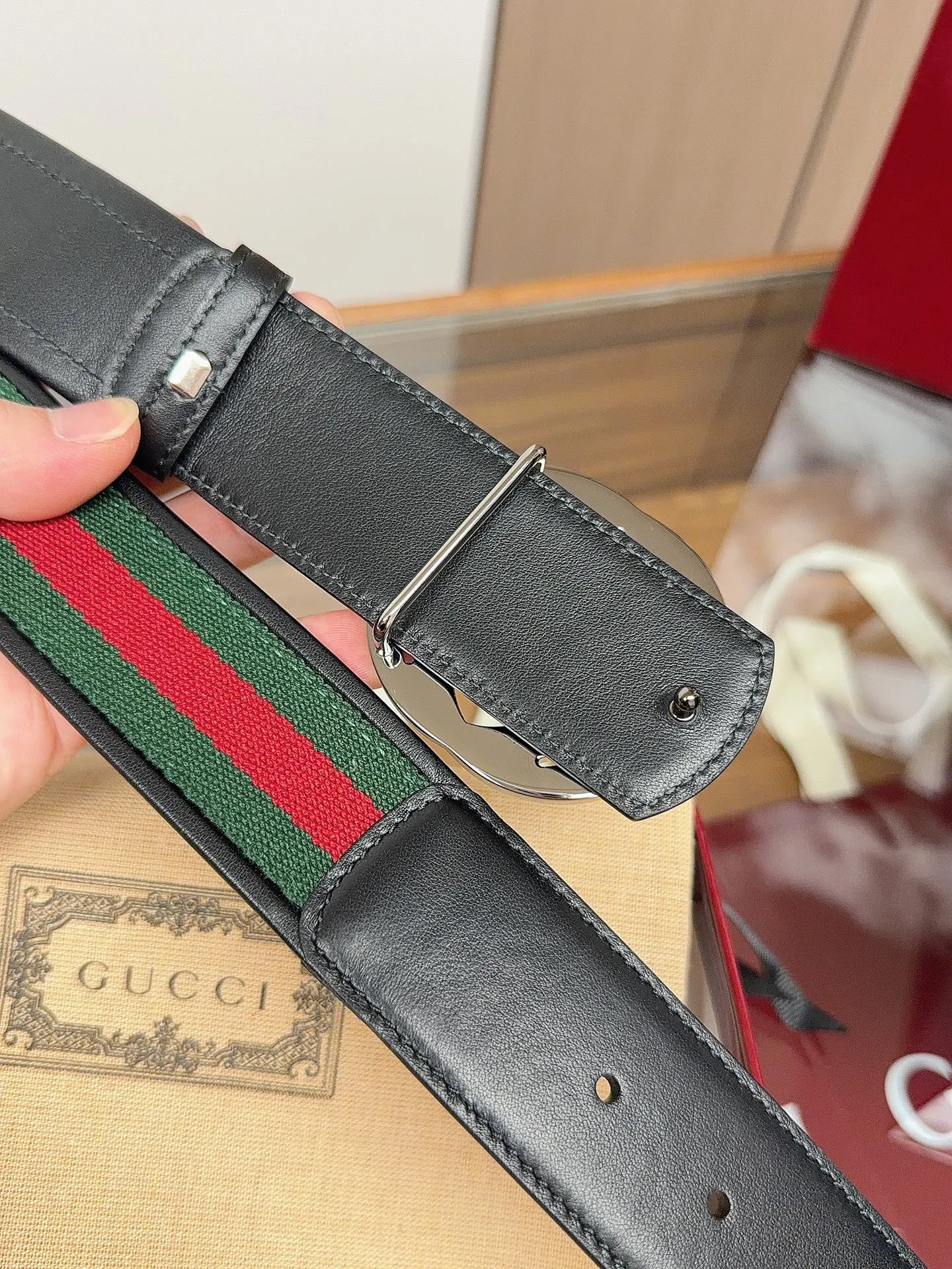 Gucci Double G Buckle Cowhide Belt