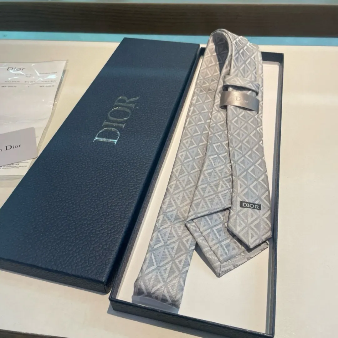 Dior Geometric Pattern Tie Gift Box
