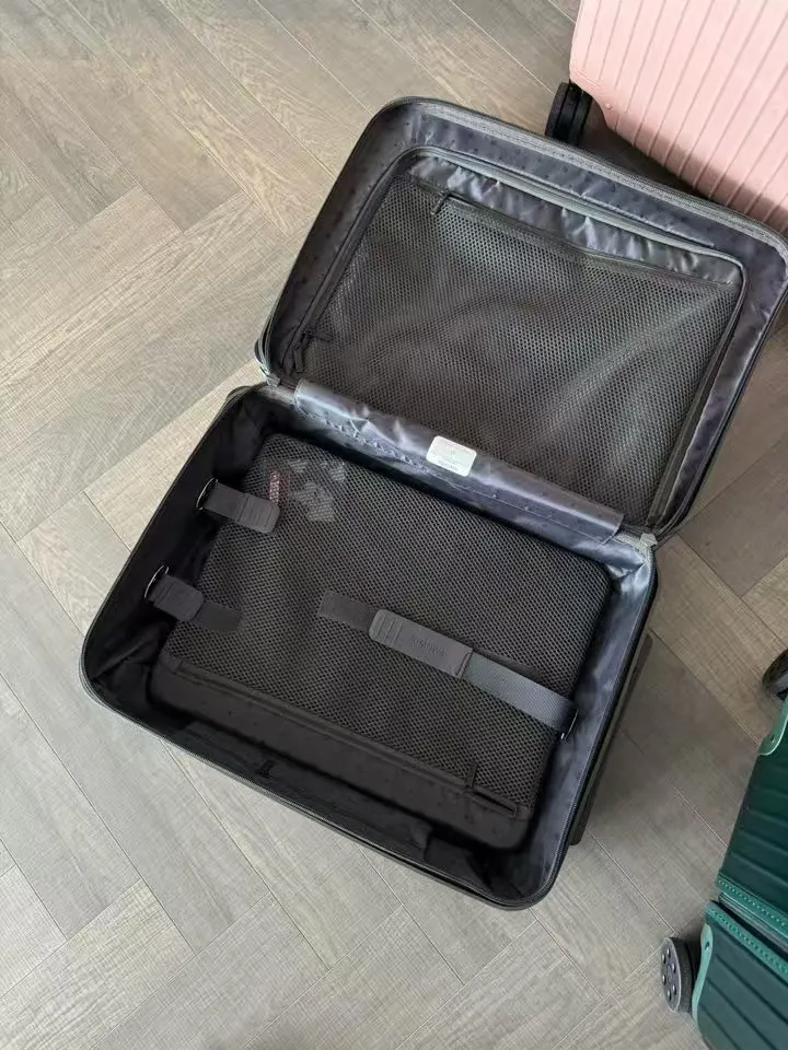 Suitcase Travel Lightweight Image 9 Suitcase Travel Lightweight Image 9
